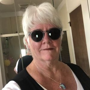 Meet your Posher, Brenda